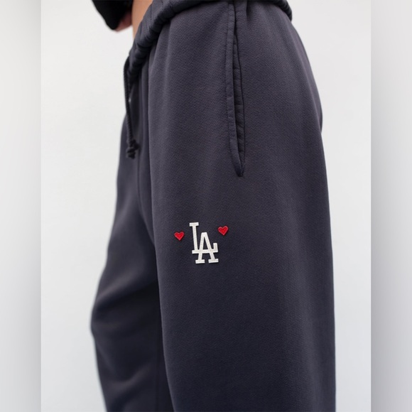 Madhappy Dodgers Heart Fleece Sweatpant - XS